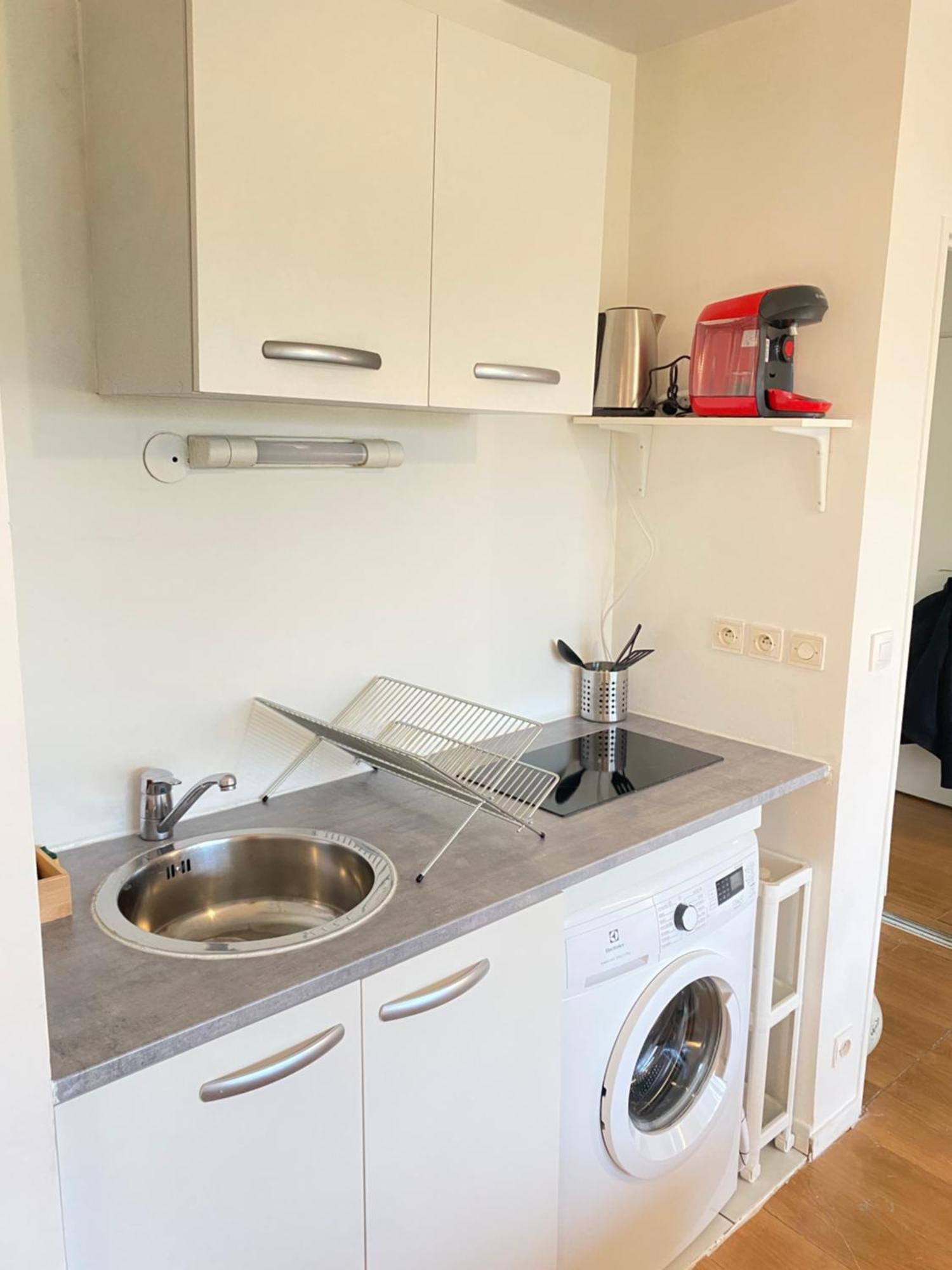 Cozy Riverfront Living, 5-Min Walk To Riverside Train Neuilly-Plaisance Dış mekan fotoğraf